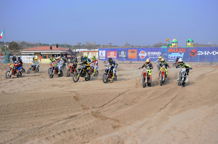 Partenza minicross - ph. Roberto Grande