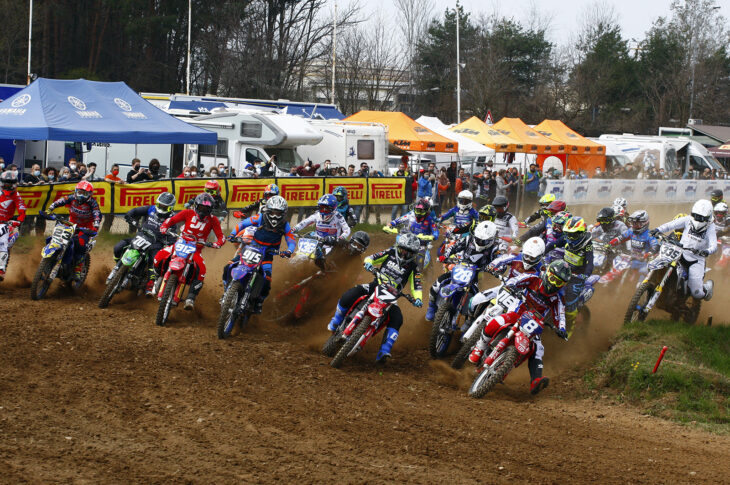 Partenza femminile - ph. Motocrossaddiction