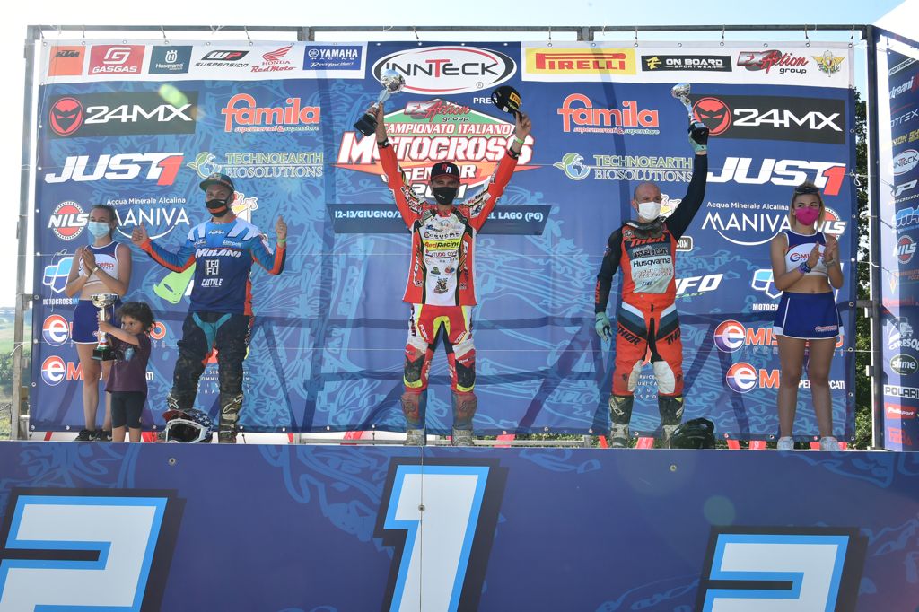 Podio Veteran Mx2 - ph. Mxreport