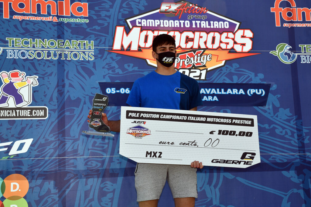 Scuteri sul podio - ph. Mxreport