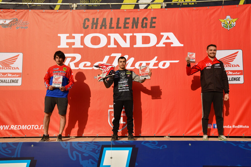 Podio challenge Mx2 - ph. Mxreport