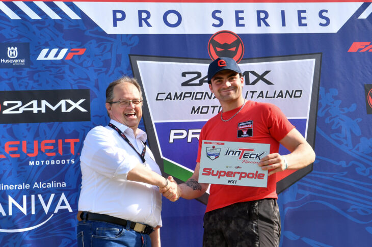 Alberto Forato vince la Superpole Innteck - ph. Mxreport