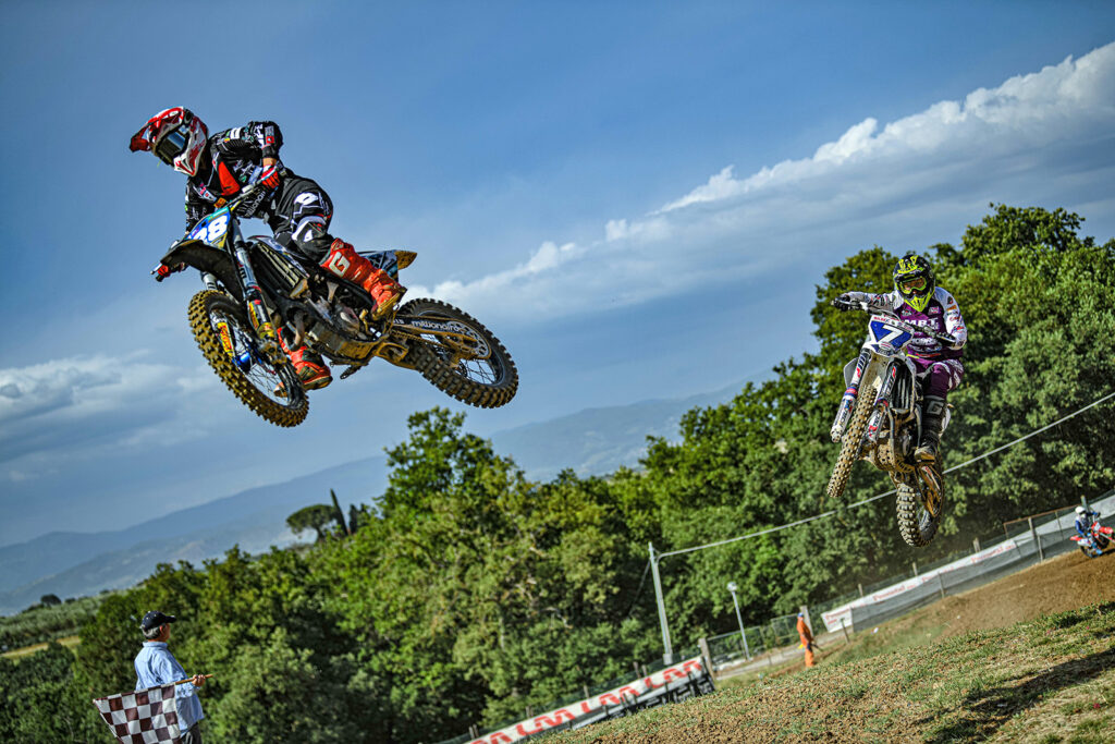 Elisa Galvagno & Giorgia Montini in volata - ph. Phawkmania