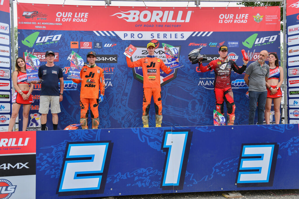 Podio Mx2 Elite - ph. Mxreport