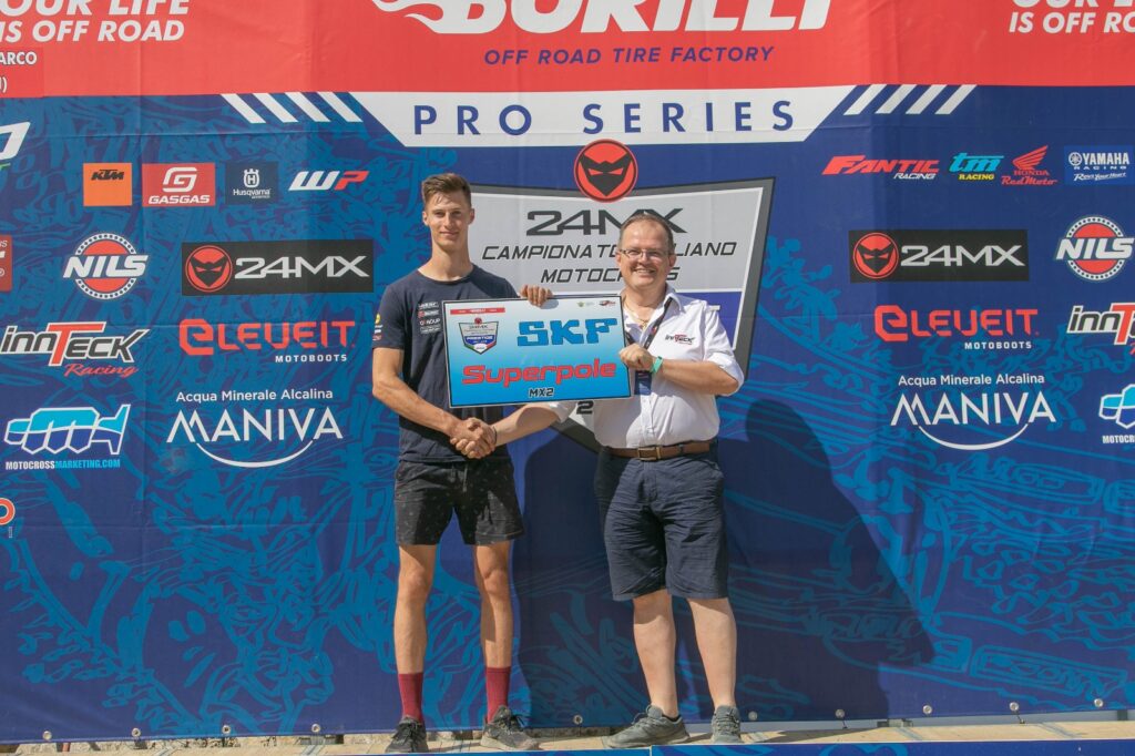 Jan Pancar pole position SKF - ph. Mxreport