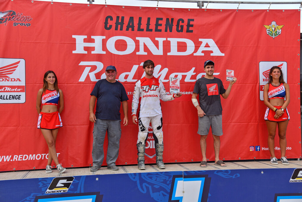 Podio challenge RedMoto Mx1 - ph. Mxreport