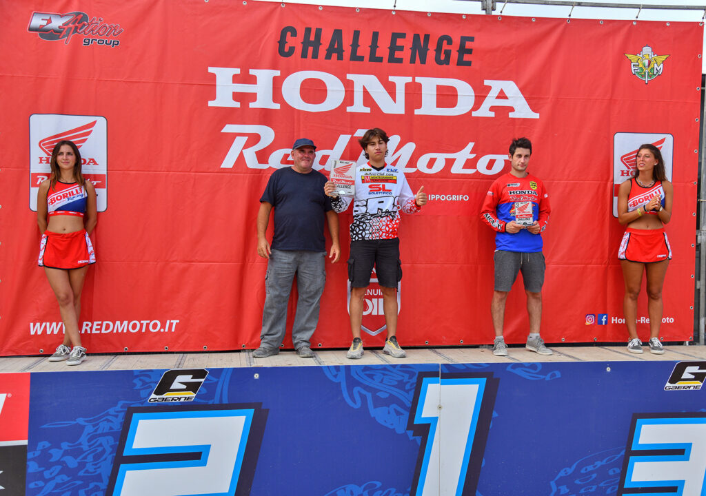 Podio challenge RedMoto Mx2 - ph. Mxreport