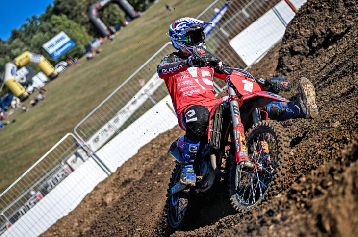 Alberto Forato col numero 1 - ph. Phawkmania