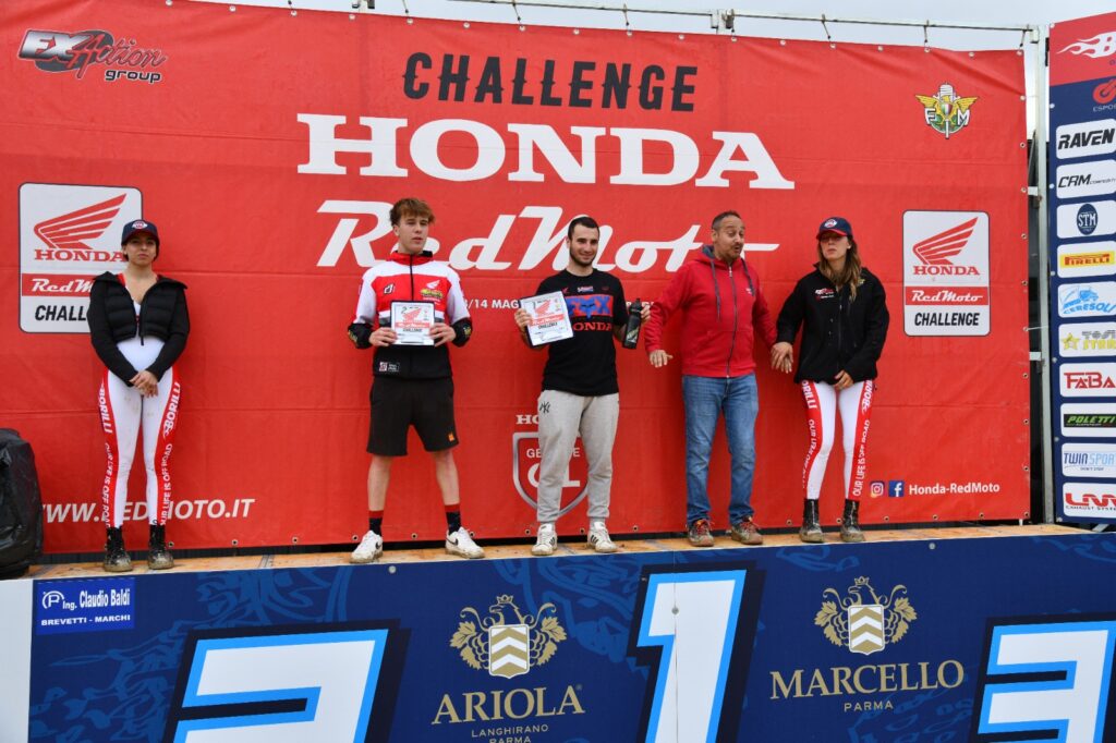 Podio challenge Mx2 - ph. Mxreport