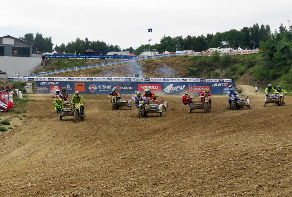 Partenza sidecar - ph. Radio Rider