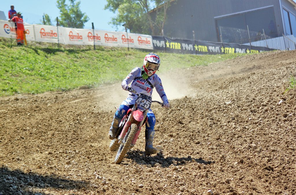 Francesco Poeta in gara con la moto elettrica - ph. Radio Rider