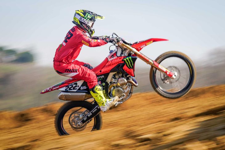 Tony Cairoli sulla Ducati