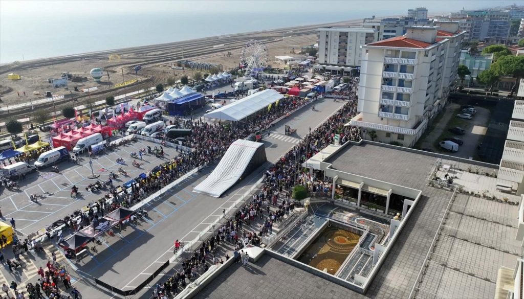 Bibione Sand Storm, l'area a piazzale Zenith