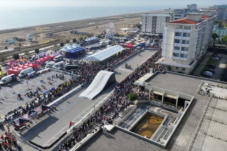 Bibione Sand Storm, l'area a piazzale Zenith