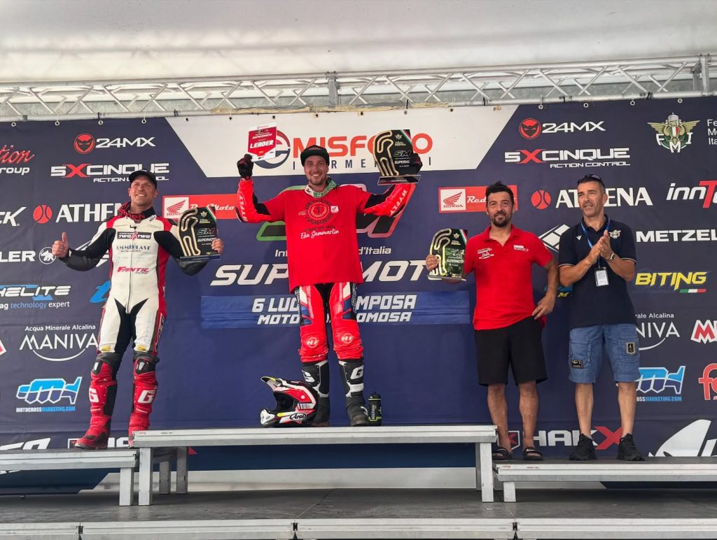 Podio SM1 Pro con Elia Sammartin campione
