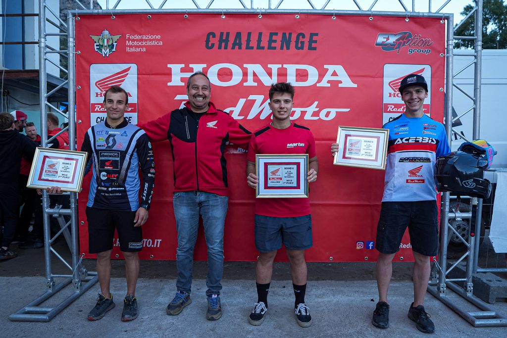 Podio Mx2 - ph. Matteo Buccarini