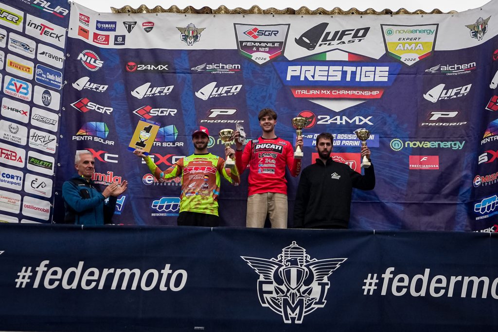 Podio Expert Mx1 - ph. Matteo Buccarini